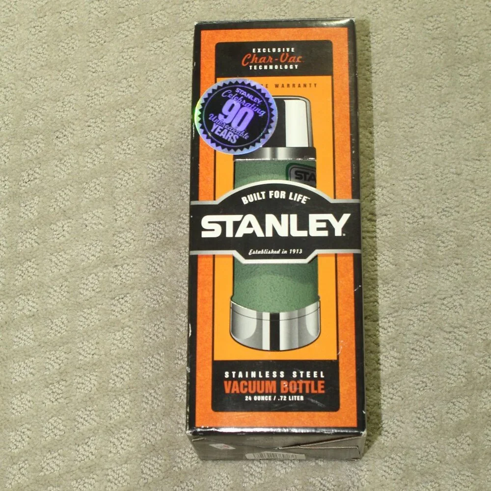 NIB Stanley Green 24 oz Thermos with Handle - Picture 6 of 11